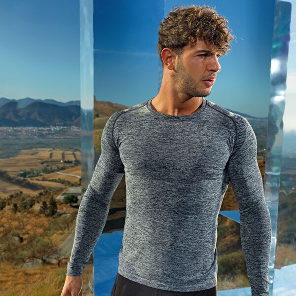 Seamless '3D fit' multi-sport performance long sleeve top Thumbnail