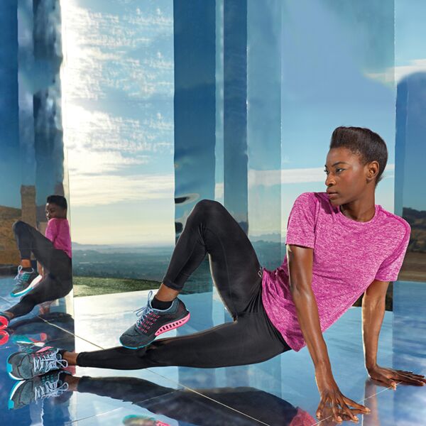 Women's TriDri® seamless '3D fit' multi-sport performance short sleeve top Thumbnail